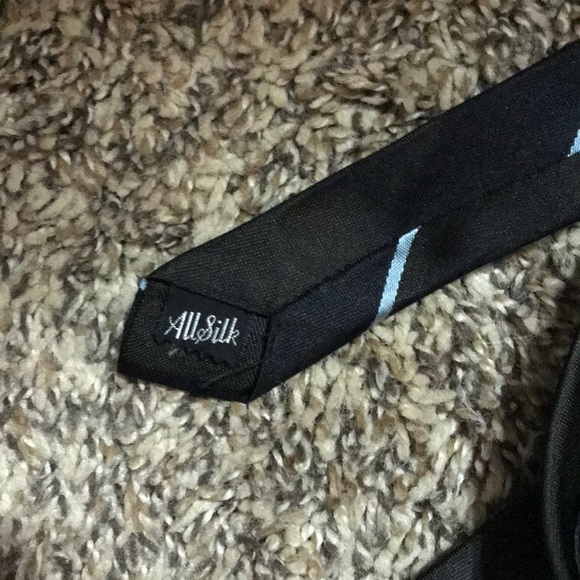 Skinny Vintage Ties - Picture 13 of 13